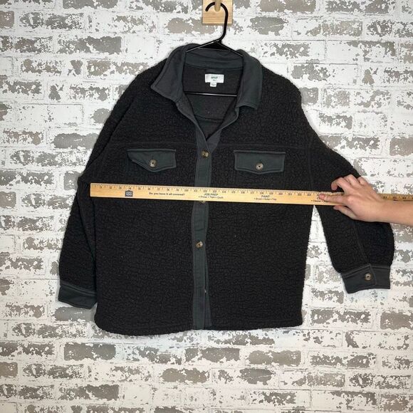 Aerie | women black sherpa button down jacket - Picture 4 of 10